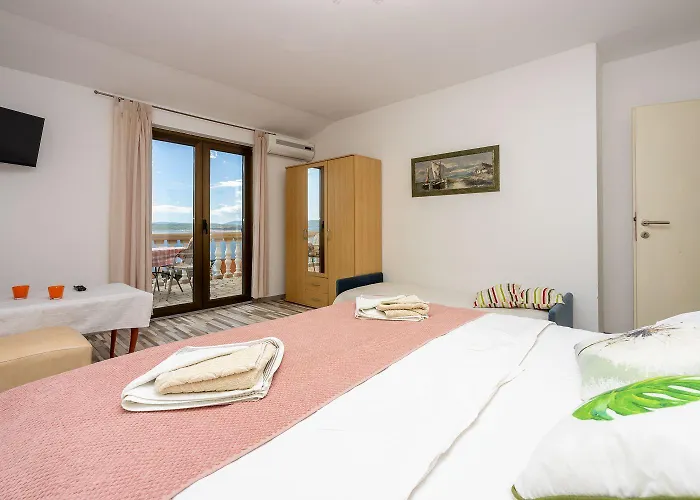 Helles Mit Traumhaften Meerblick Und Nur 300 Meter Zum - Vierbeiner Willkommen Apartment Dramalj