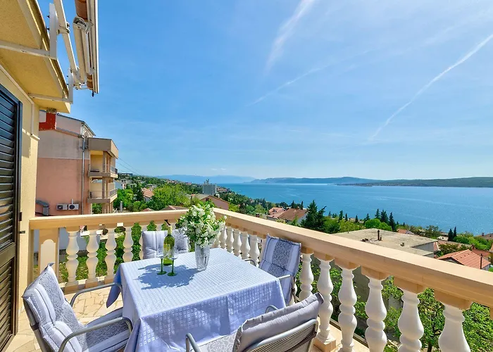 Appartement Helles Mit Traumhaften Meerblick Und Nur 300 Meter Zum - Vierbeiner Willkommen Dramalj